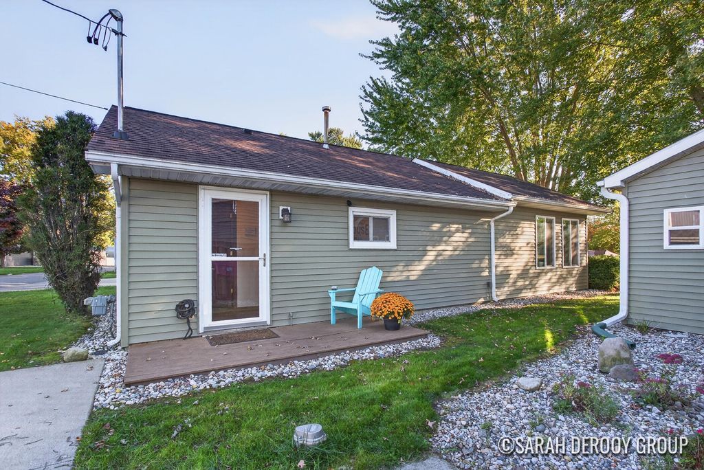 4111 E Joy Road, Shelbyville