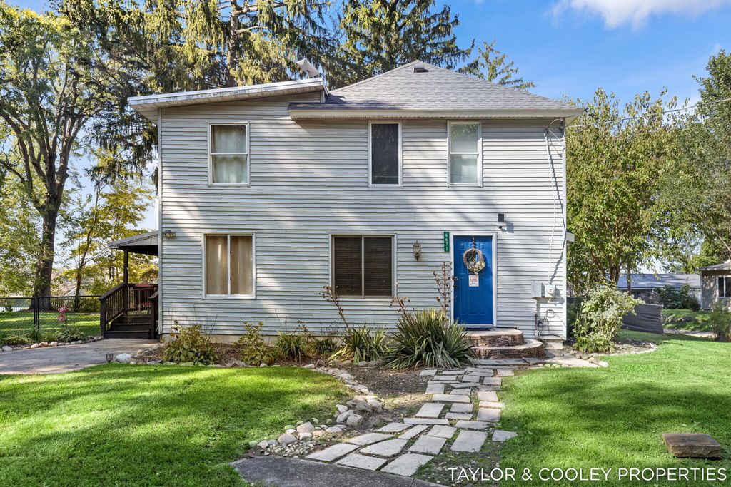 6671 Elizabeth Street, Delton