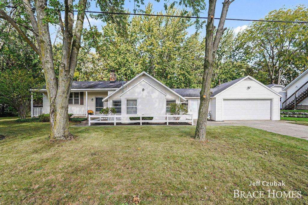 23 Tyler Street Sw, Grandville