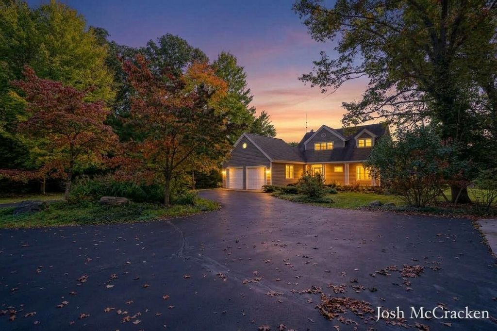 187 Foleys Grade Se, Lowell