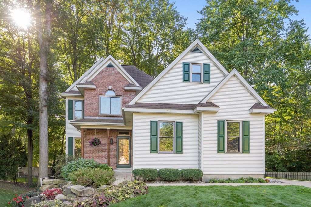 7318 Hidden Forest Court, Hudsonville