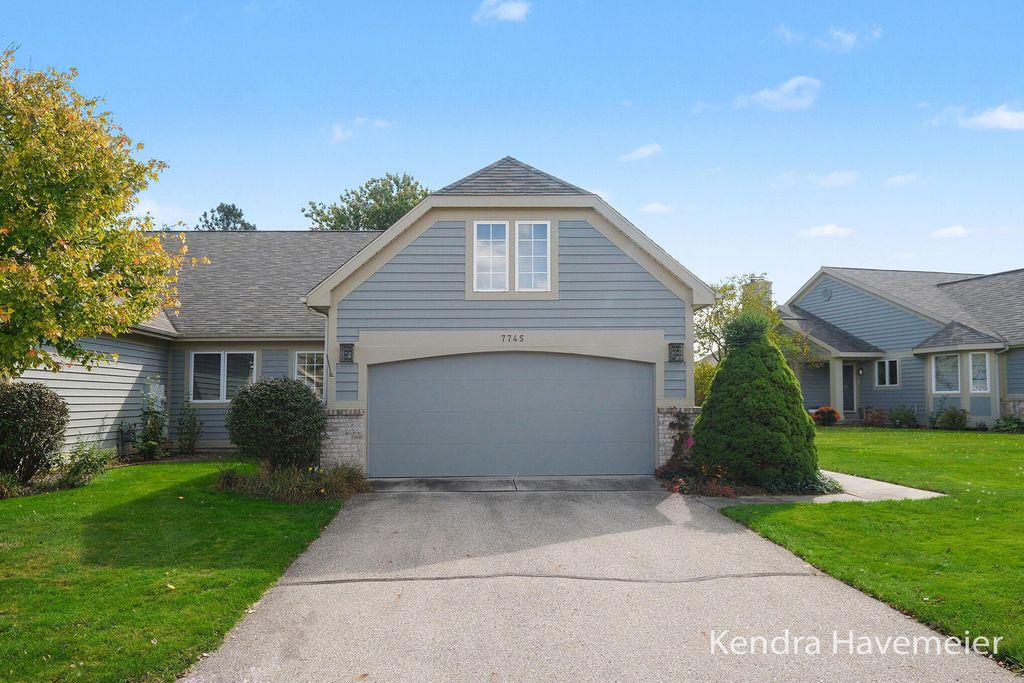 7745 Greenbrier Drive Ne, Rockford