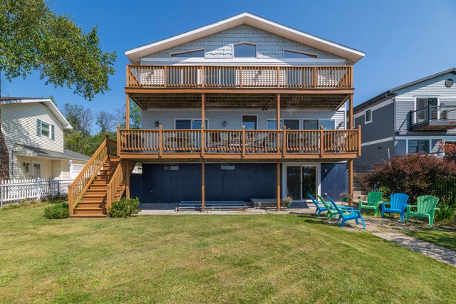 2918 E Shore Drive, Portage city