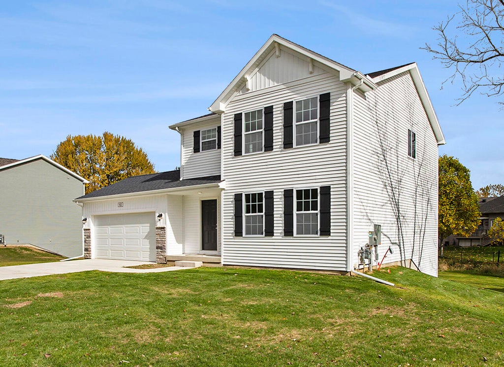 922 Forest Street, Marshall city