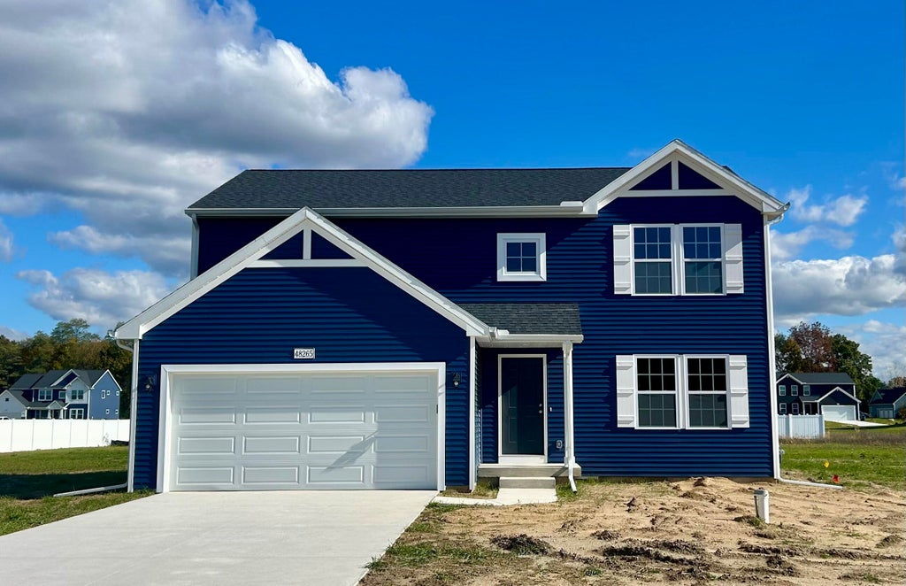 48265 Silver Oaks West, Antwerp township