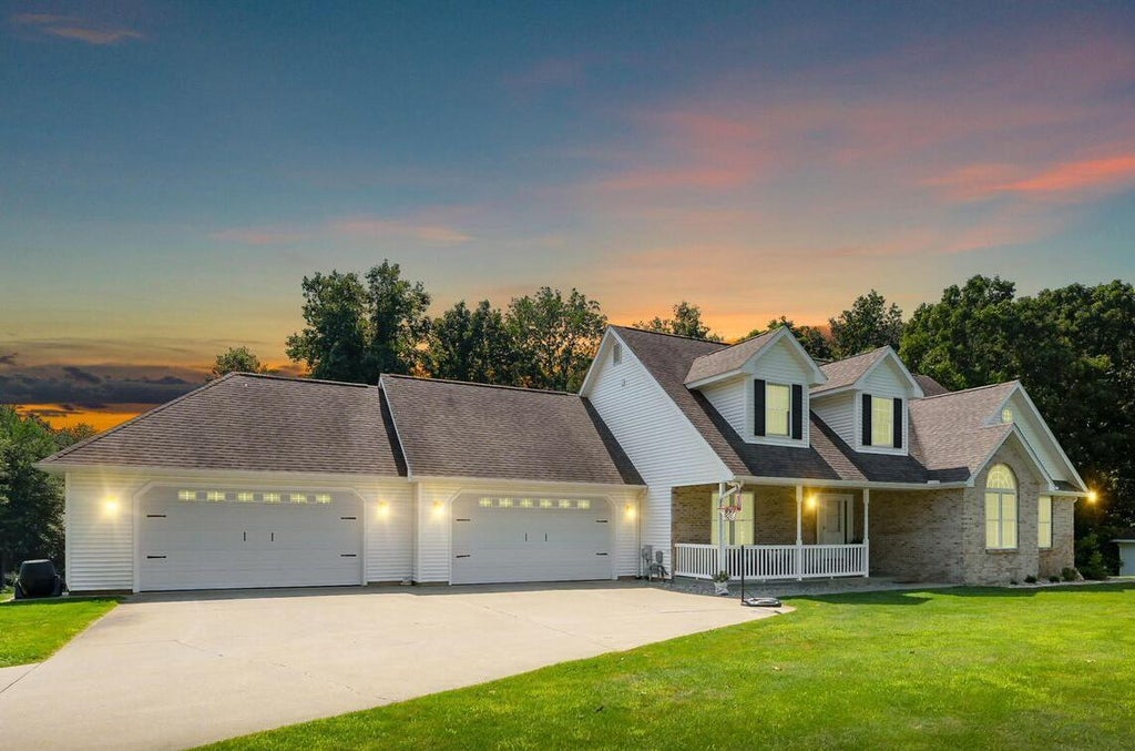 5162 Tillman, Texas charter township