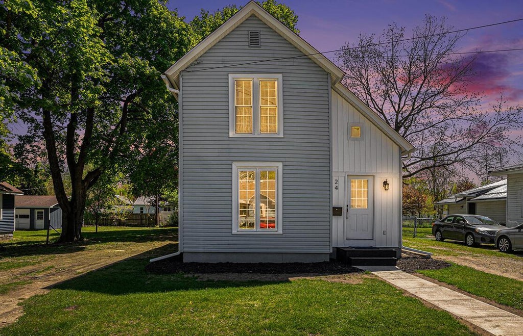 24 W Bernard Street, Hartford city