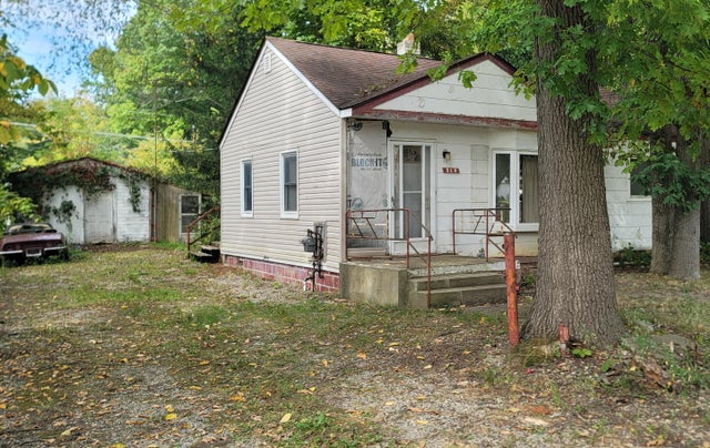 519 E Glass Road, Brandon charter township