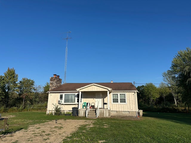 29441 M 140 Highway, Covert township