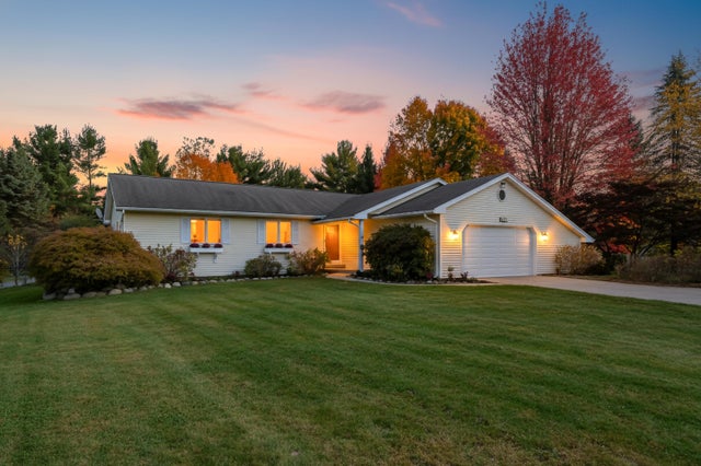 7533 S 25th Street, Pavilion township