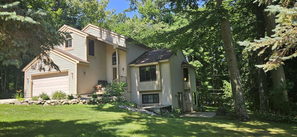 10029 Wildwood Court, Richland township