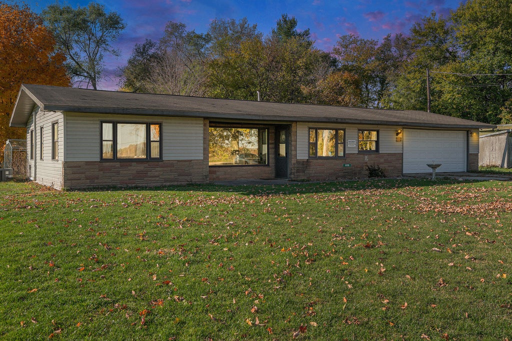 69588 Baldwin Prairie Road, Porter township
