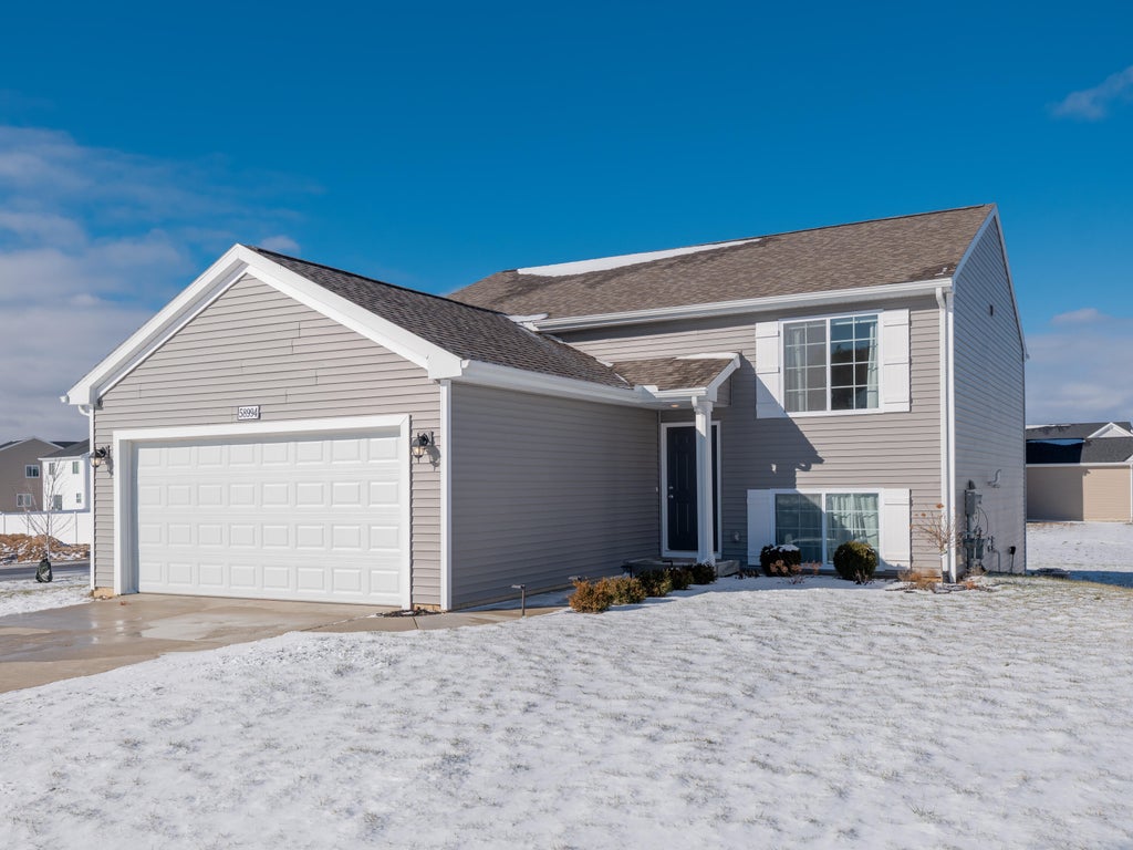 58994 Interlaken Street, Mattawan village