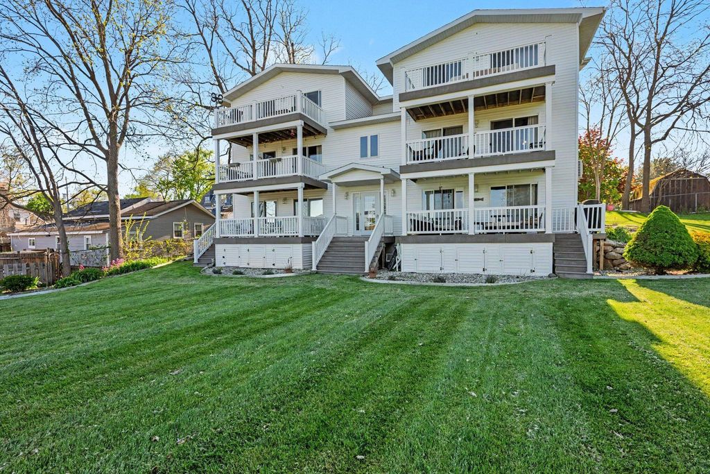 11038 Portage Road Unit: 6, Schoolcraft township