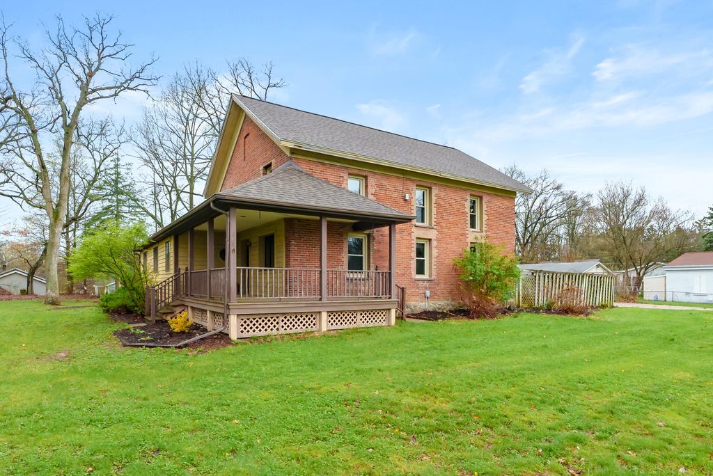 10518 Stadium Drive, Texas charter township