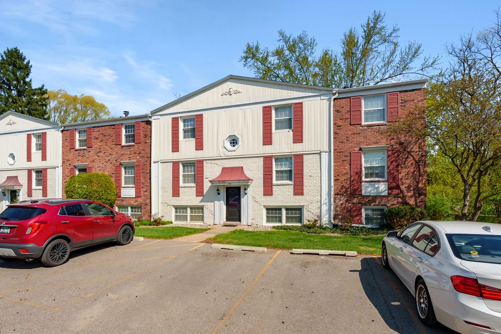 726 Garland Circle Unit: A, Kalamazoo