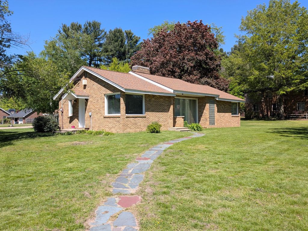 201 Randolph Street, Bangor city