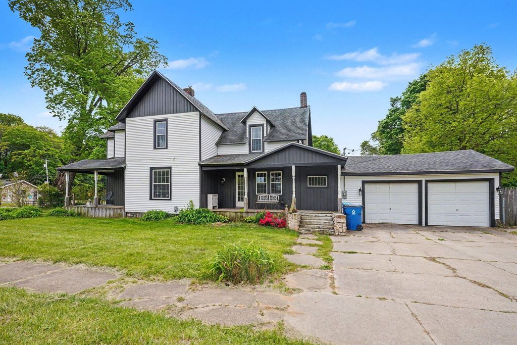 507 N Main Street, Allegan city