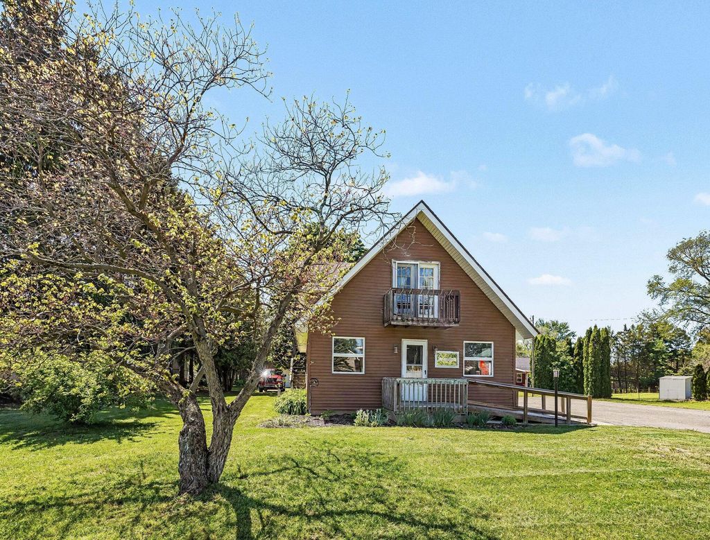 13434 M 40, Bloomingdale township