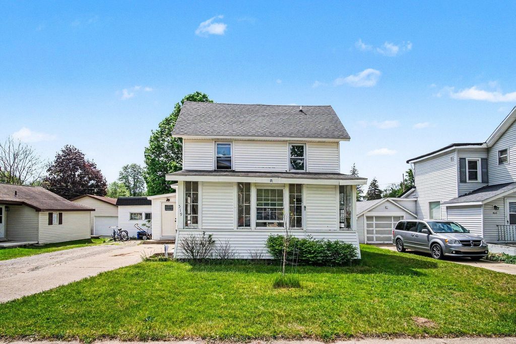 519 Rose Avenue, Big Rapids city