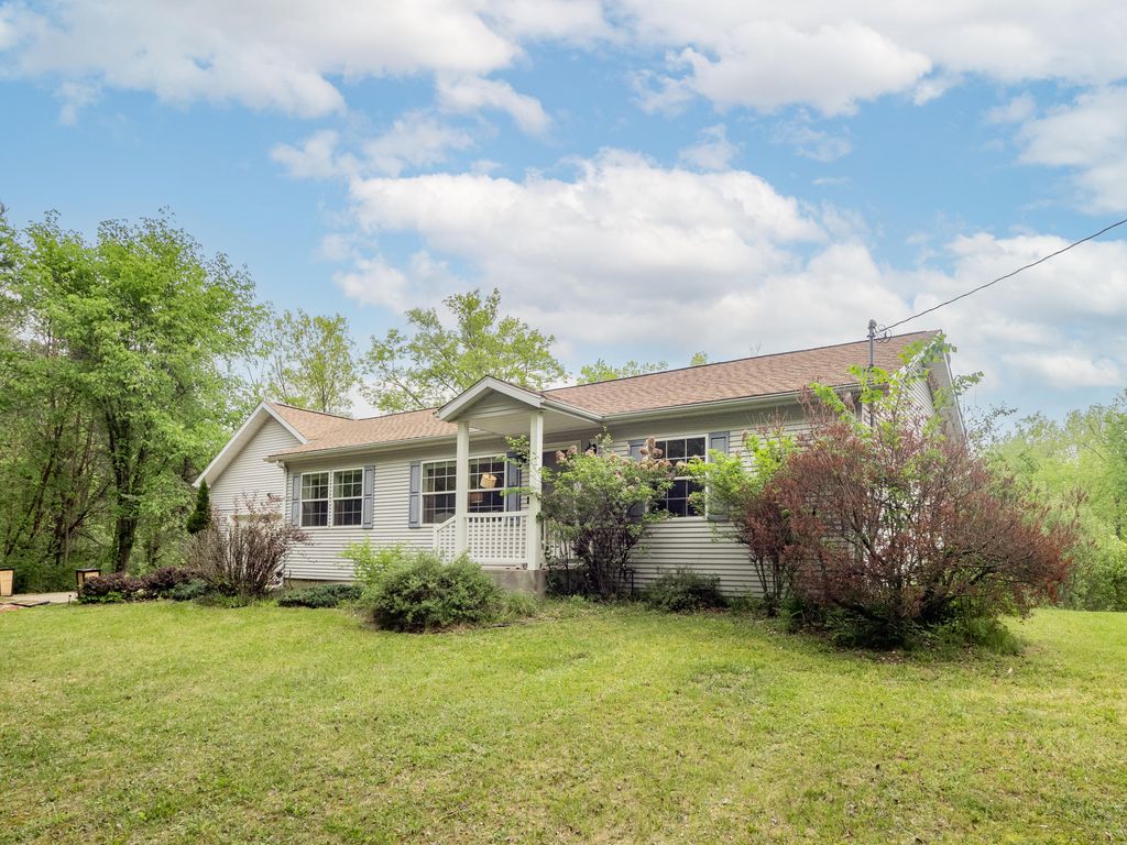 32940 Fish Hatchery Road, Almena township
