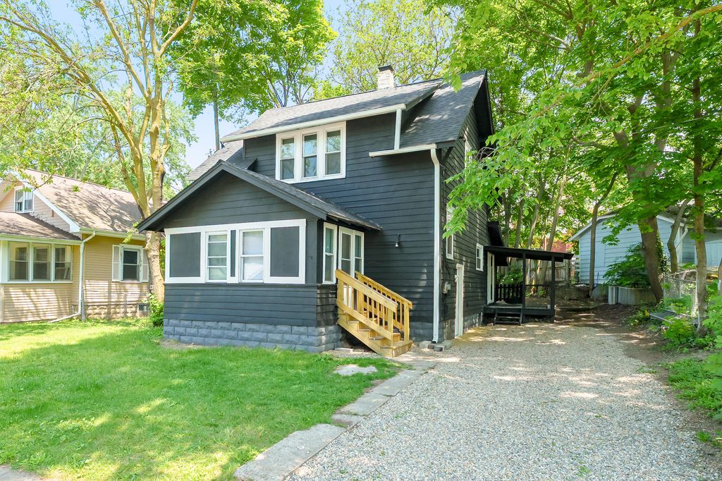 26 E Avenue N, Battle Creek city