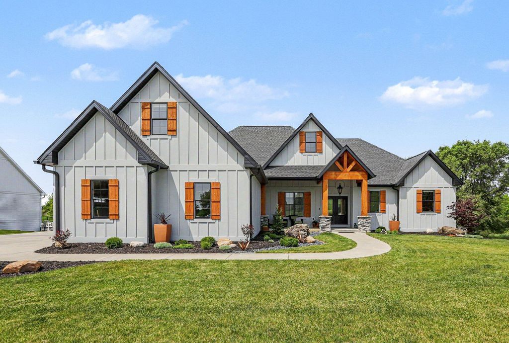 14160 C.b.macdonald Way, Vicksburg village