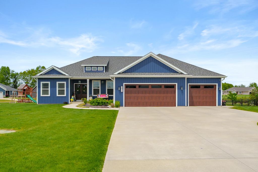 2636 Wood Swallow Avenue, Schoolcraft township