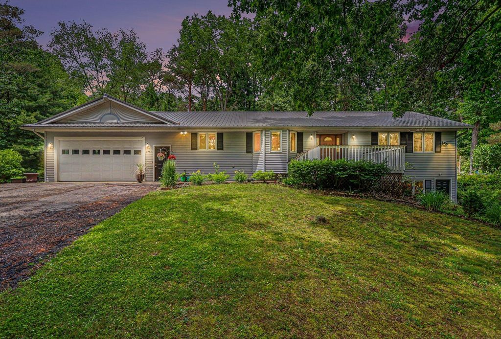 2985 W Kirby Road, Bedford charter township