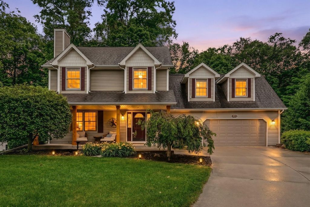 2600 Orange Meadow Lane, Kalamazoo charter township