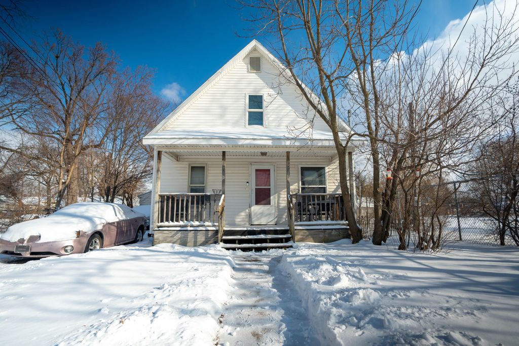734 N Martin Luther King Jr Boulevard, Lansing city