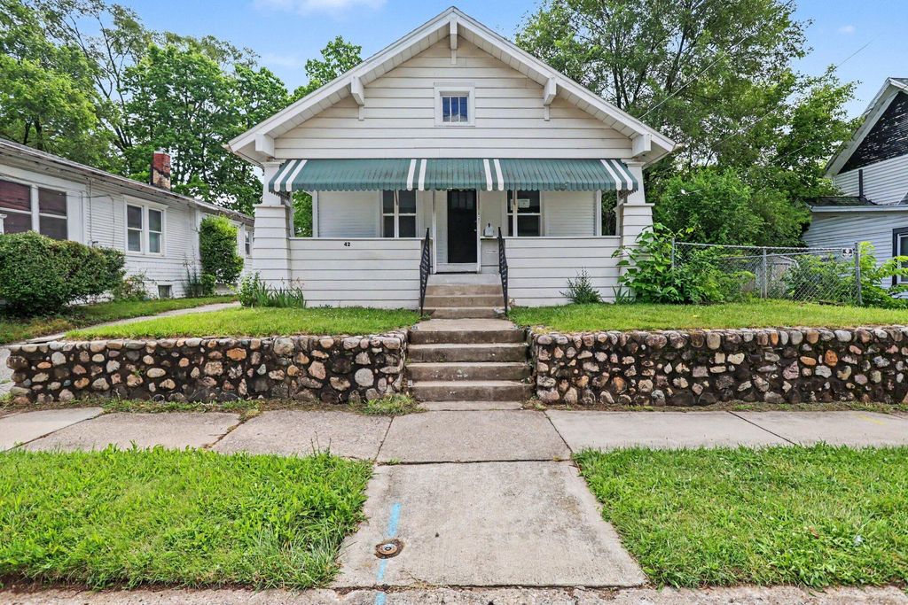 42 Grand Avenue, Battle Creek city