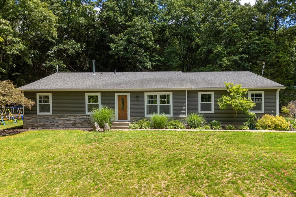5643 E C Avenue, Richland township