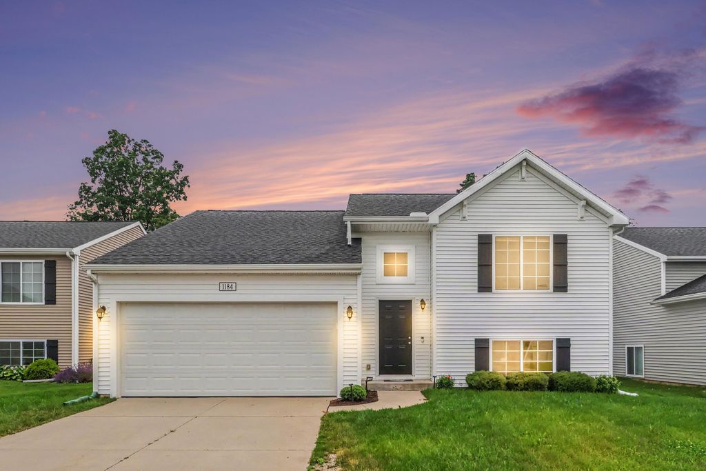 1184 Cooley Mill Lane, Vicksburg village
