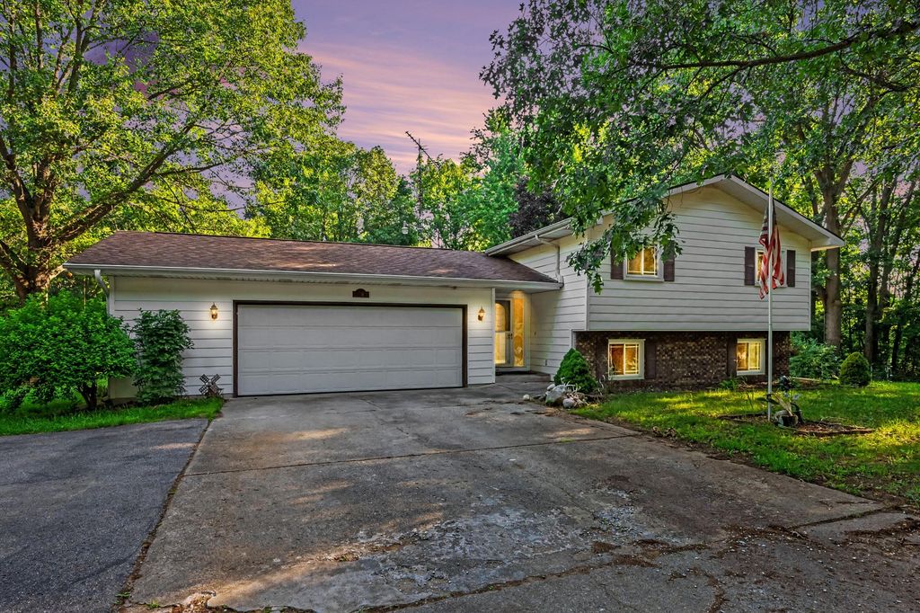 6080 Herring Road, Litchfield township