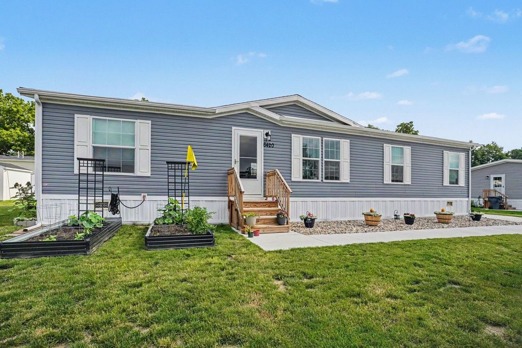6420 Suffield Lane, Oshtemo charter township