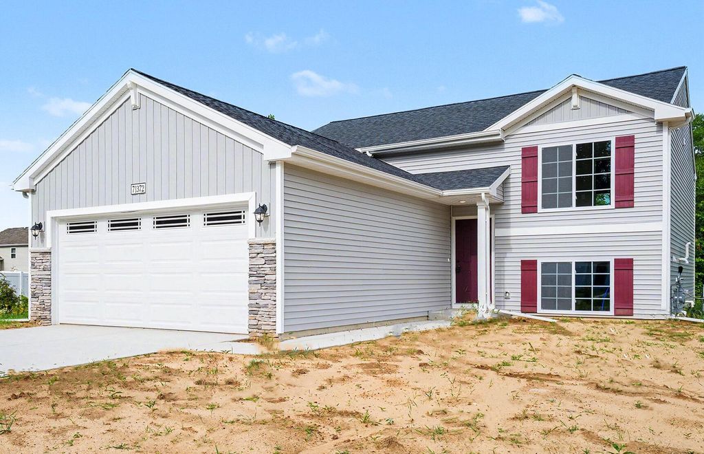 71372 Embassy Road, Mason township