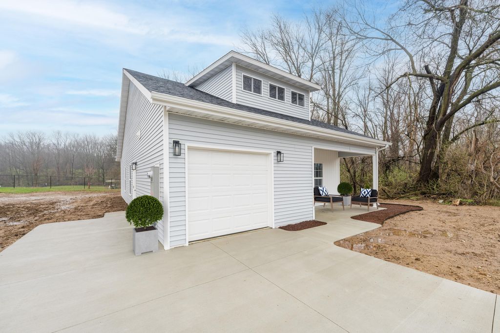 2301 Oxford Street, Kalamazoo city