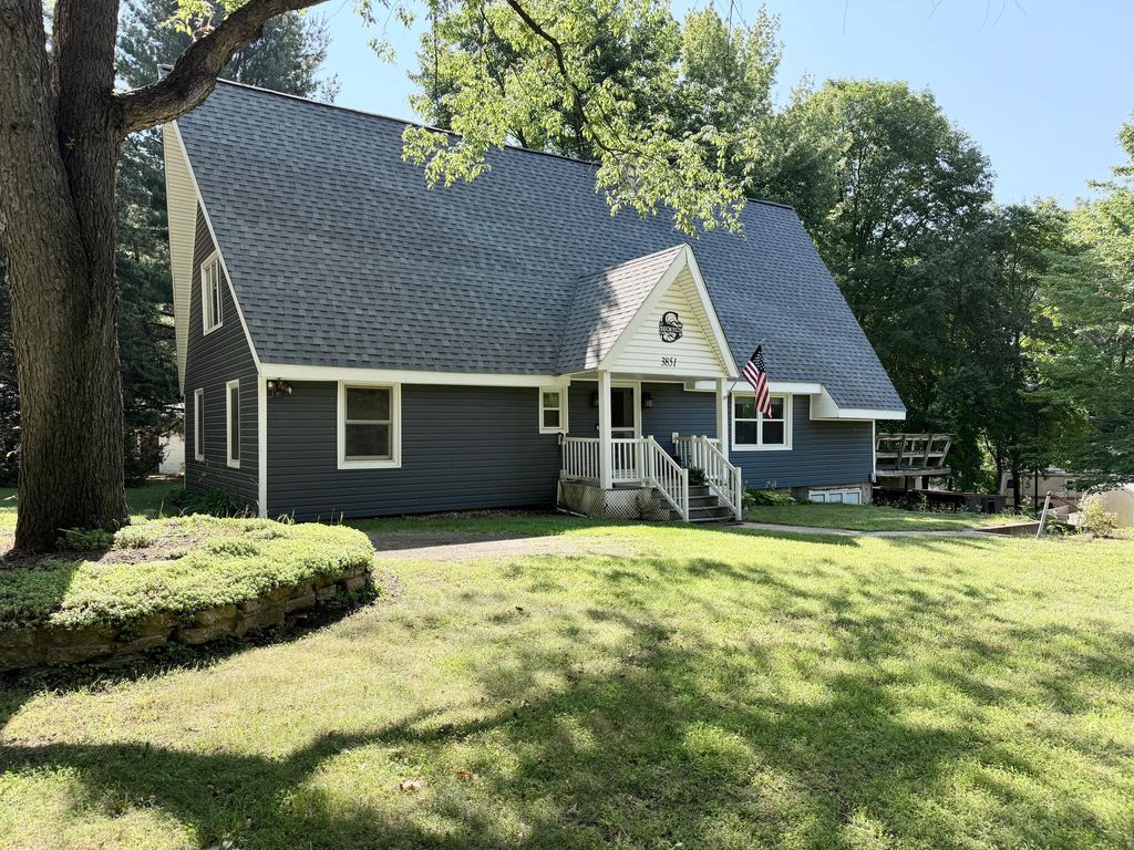 3851 21st Street, Dorr township