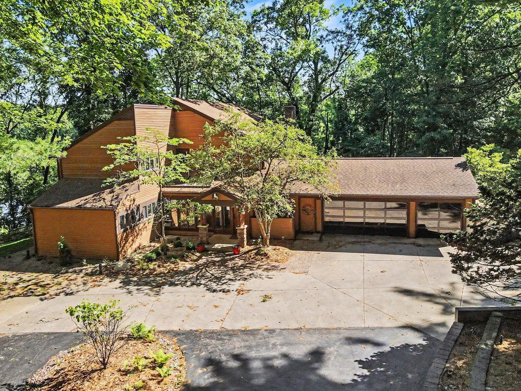 1628 Whites Road, Kalamazoo city