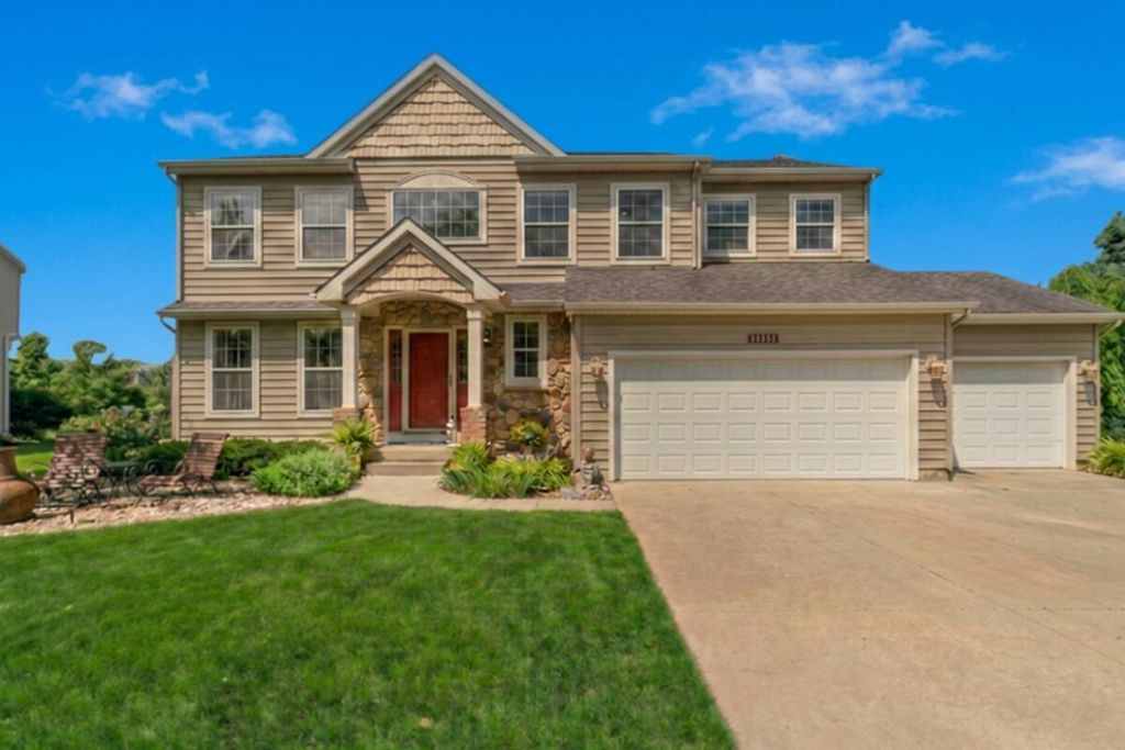 14144 Healy Drive, Barry township