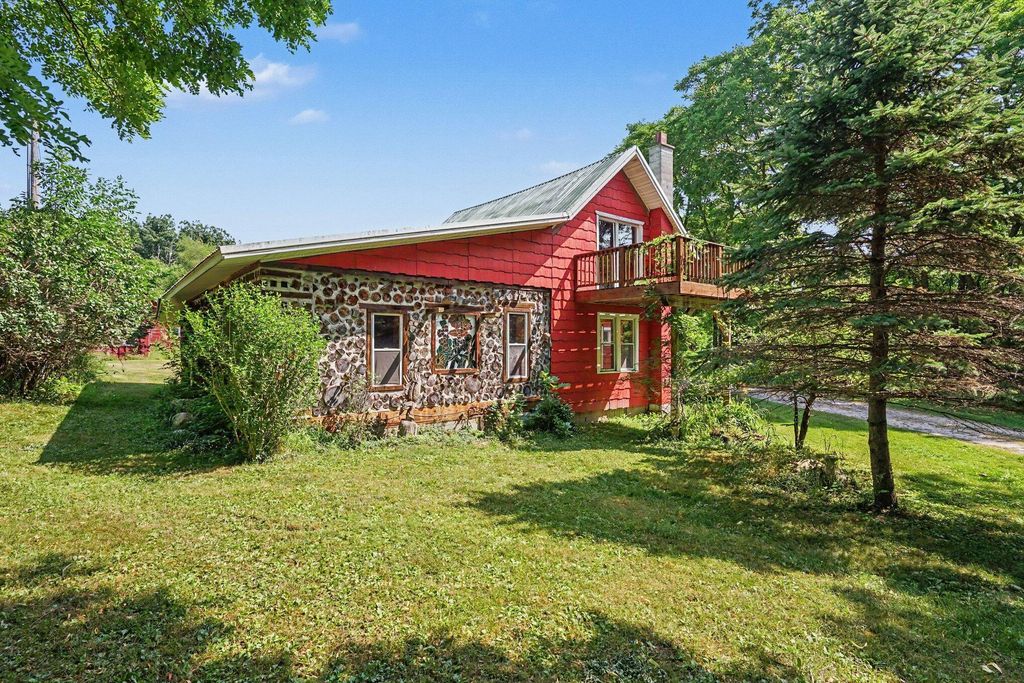 4660 E Beyer Road, Sherman township
