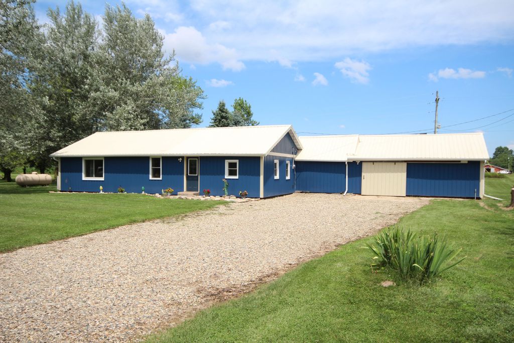 7231 E Y Z Avenue, Brady township