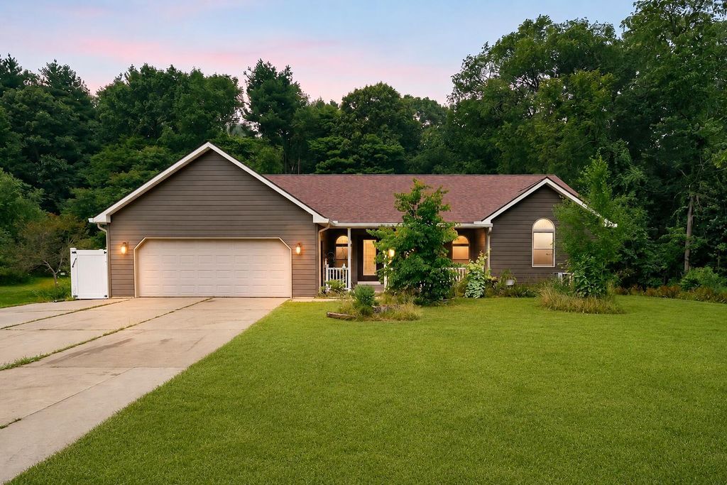 506 W Osterhout Avenue, Portage city