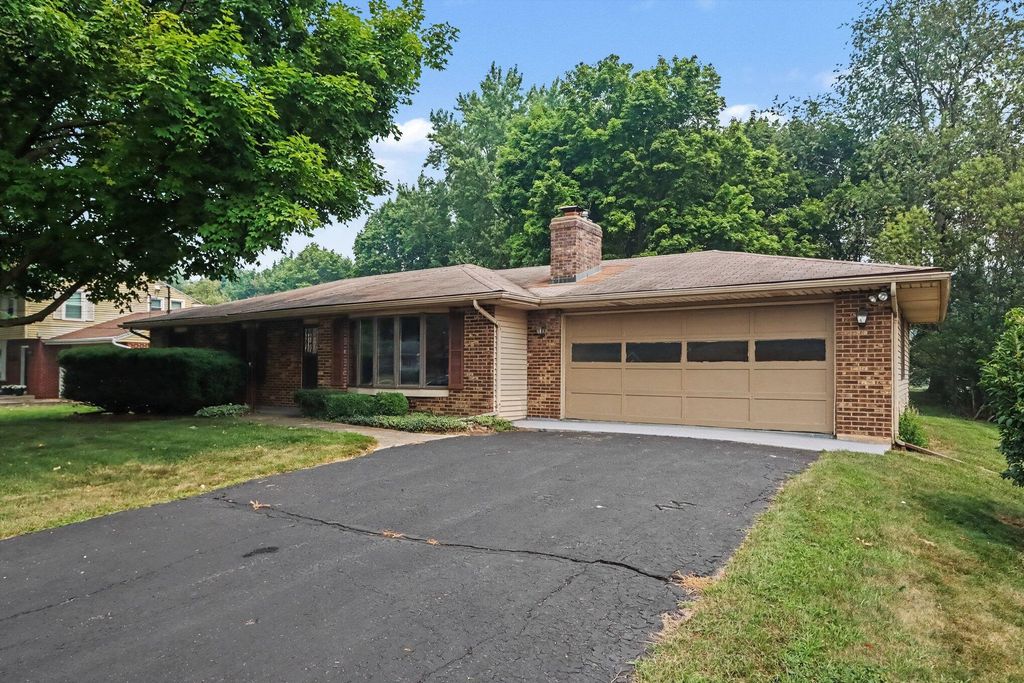 930 Piccadilly Road, Kalamazoo city