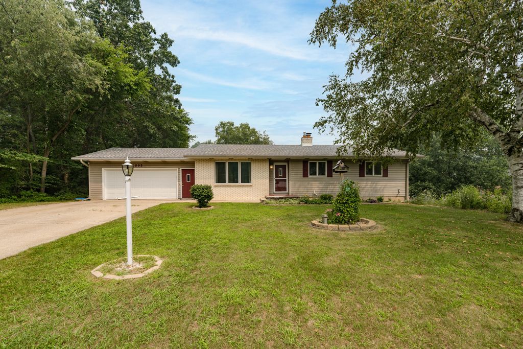 1095 Howard Street, Otsego township