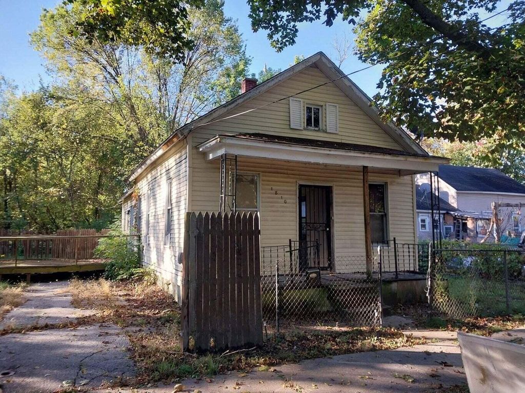 1810 Carroll Street, Buena Vista charter township