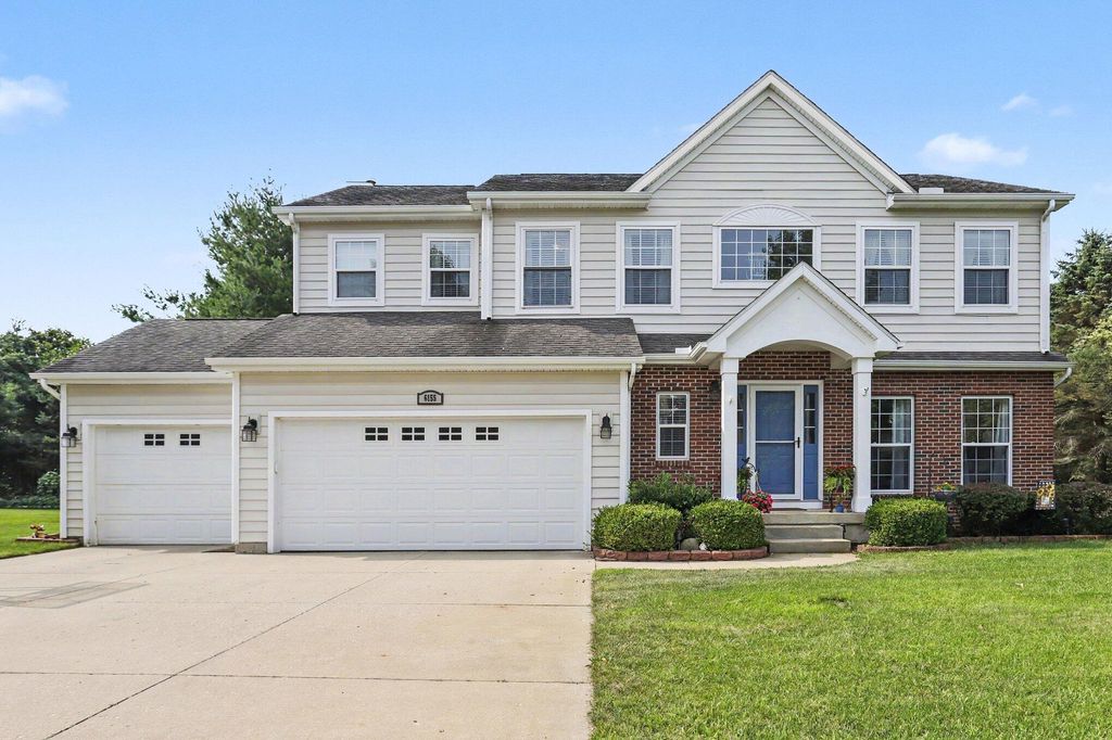6155 Falabella Circle, Texas charter township