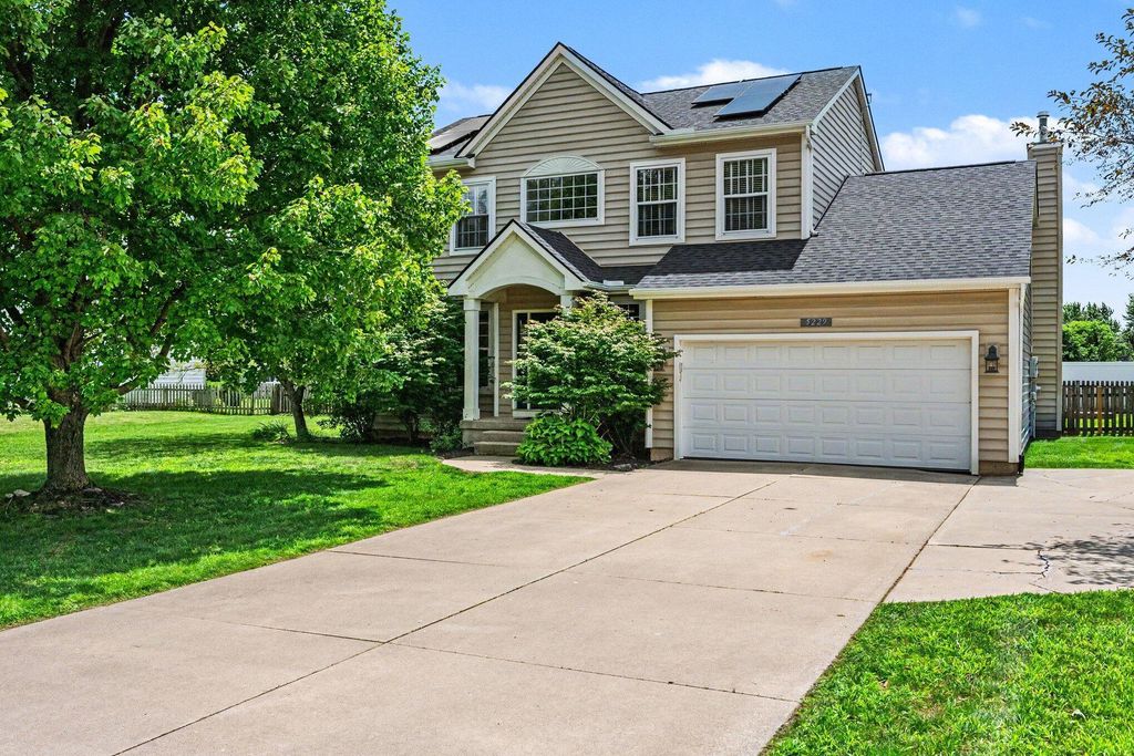 5229 Stapleton Drive, Texas charter township