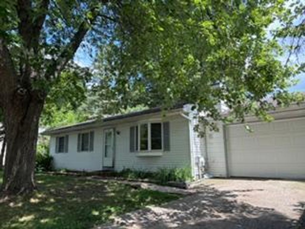 2116 Chaparral Street, Kalamazoo charter township